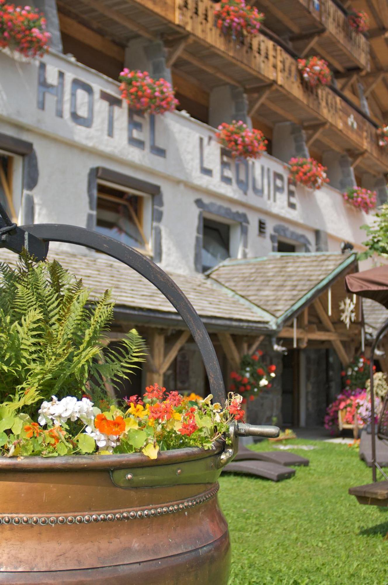 Hotel L'Equipe Morzine Exterior photo